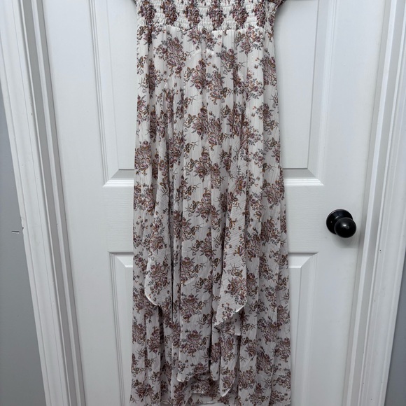 Express Cream and Brown Floral Maxi Dress - Picture 4 of 12